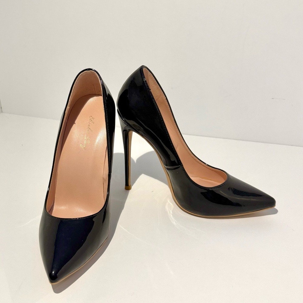 Classic Black Patent Pointed-Toe Stiletto Heels